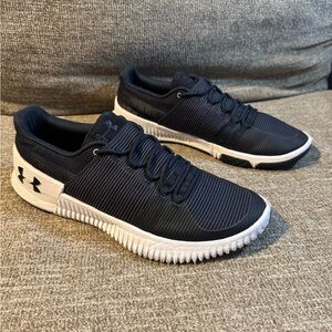 Under Armour Ultimate Spoed Black and White Athletic Shoes Size 12